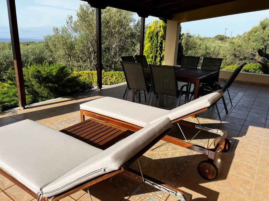 Ampelos Hillside Villa Akrata Exterior photo